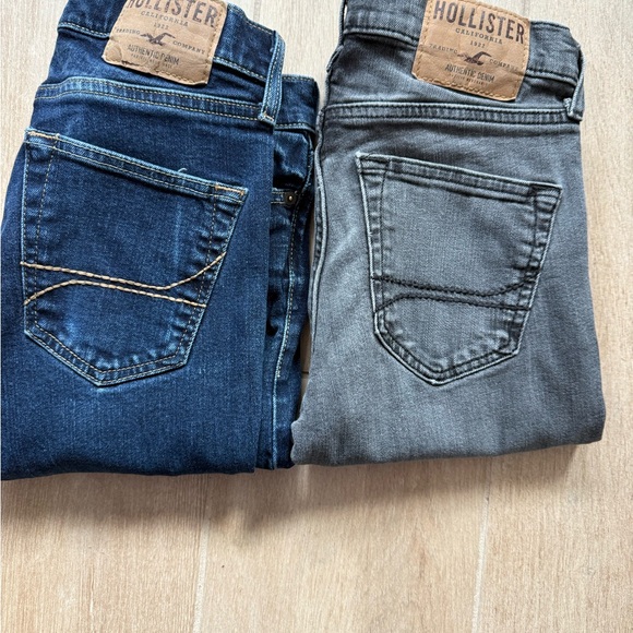 Hollister Denim - Two pairs of Hollister Skinny Jeans in Denim Blue and Charcoal Gray  SZ 26x28